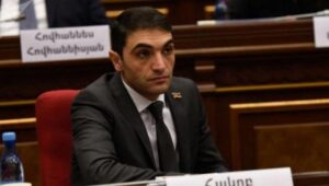 ՔՊ-ական Հակոբ Սիմիդյանի վարքագիծը սոցցանցերում արժանացել է քննադատության