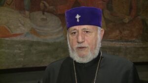 Ամենայն հայոց կաթողիկոսի այցը «Իզմիրլյան» բժշկական կենտրոնում