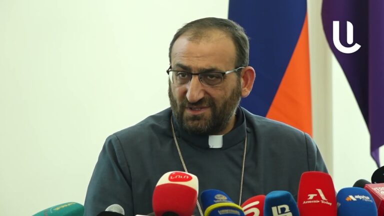 Երևանի դատարանը երկարաձգեց Արշակ Սրբազանի կալանքը և թույլ տվեց քրոջ երեխաների հետ հանդիպում